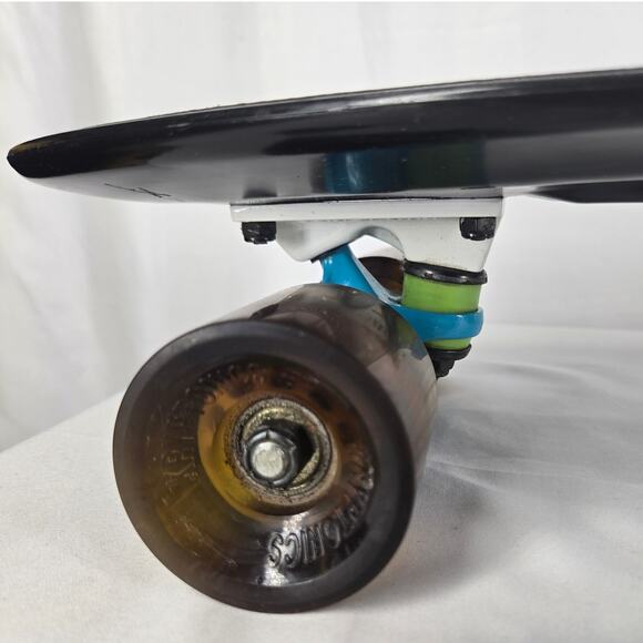 KRYPTONICS VINTAGE 1965 TORPEDO BLACK BLOCK GRID DESIGN PENNY CRUISER SKATEBOARD - Picture 9 of 10